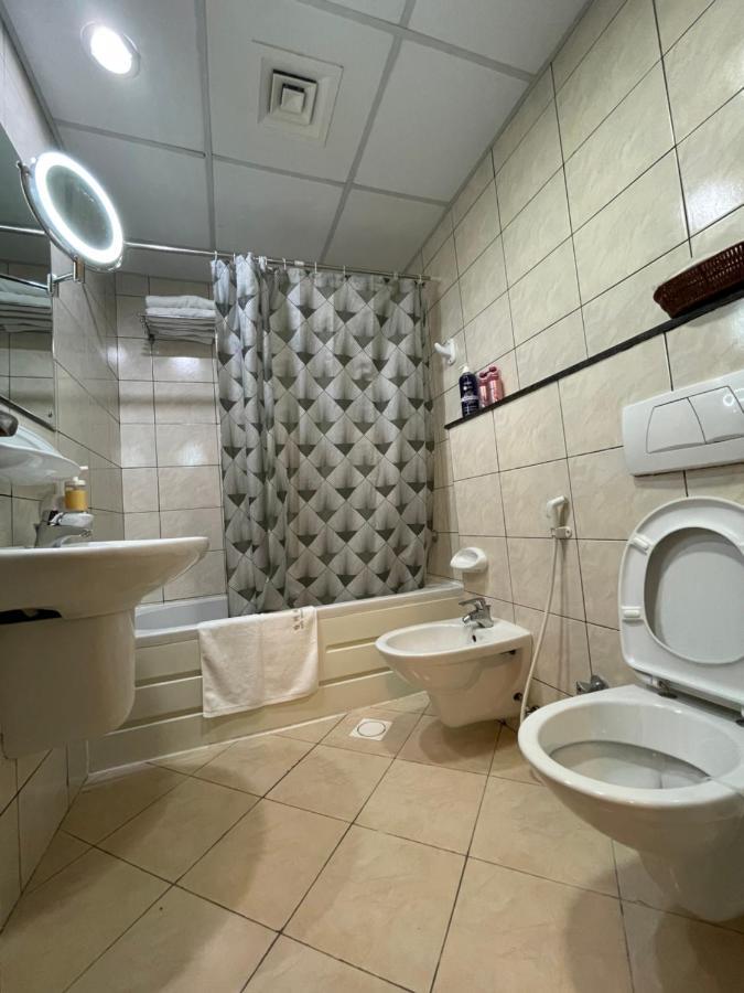 Sea View 1Br Apartment - Marina Pinnacle Dubai Luaran gambar