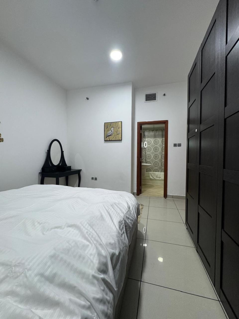 Sea View 1Br Apartment - Marina Pinnacle Dubai Luaran gambar