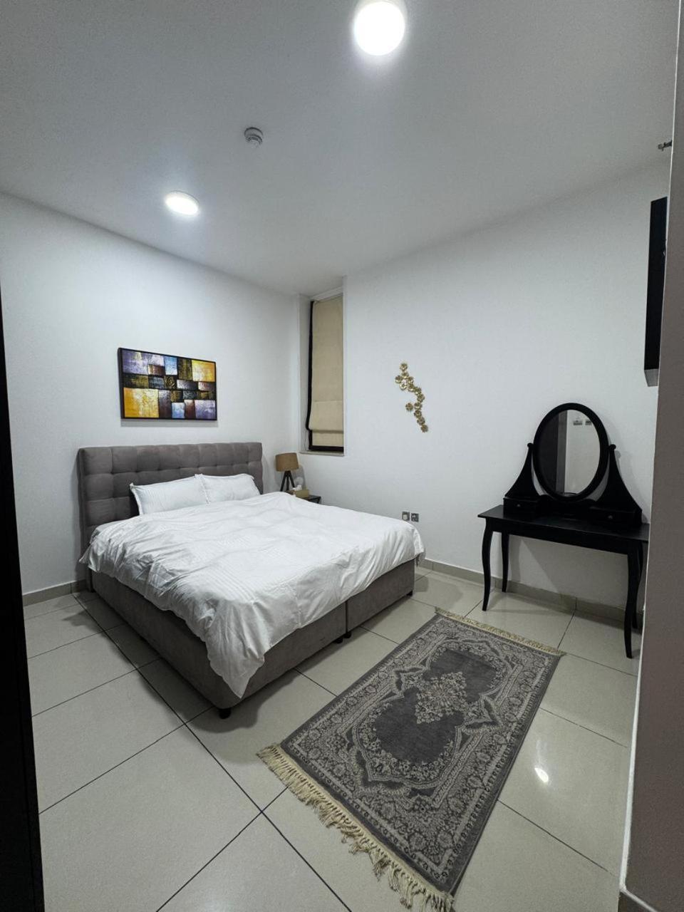 Sea View 1Br Apartment - Marina Pinnacle Dubai Luaran gambar